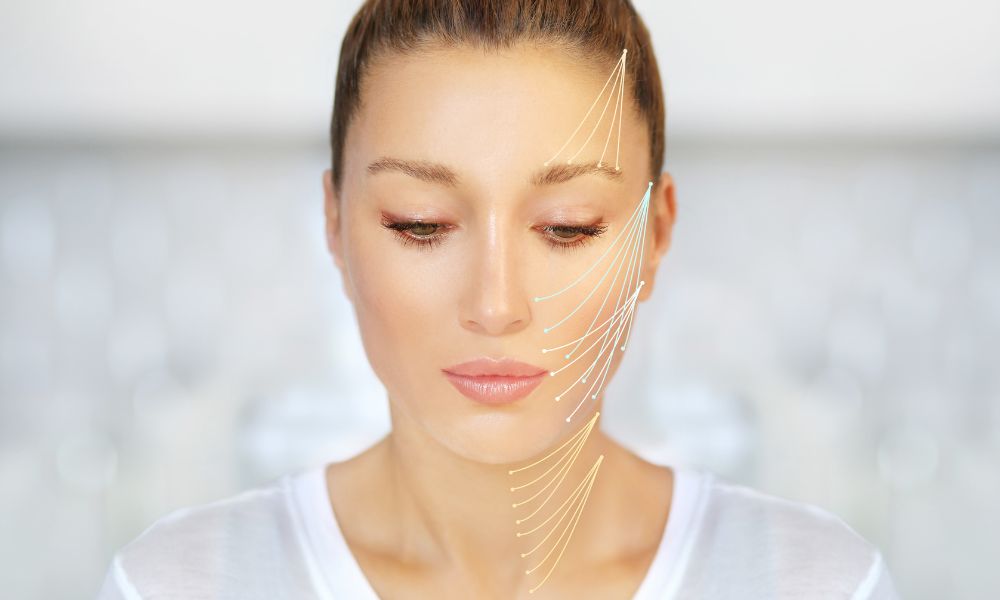 Diferencias entre Lifting Facial Quirúrgico y No Quirúrgico