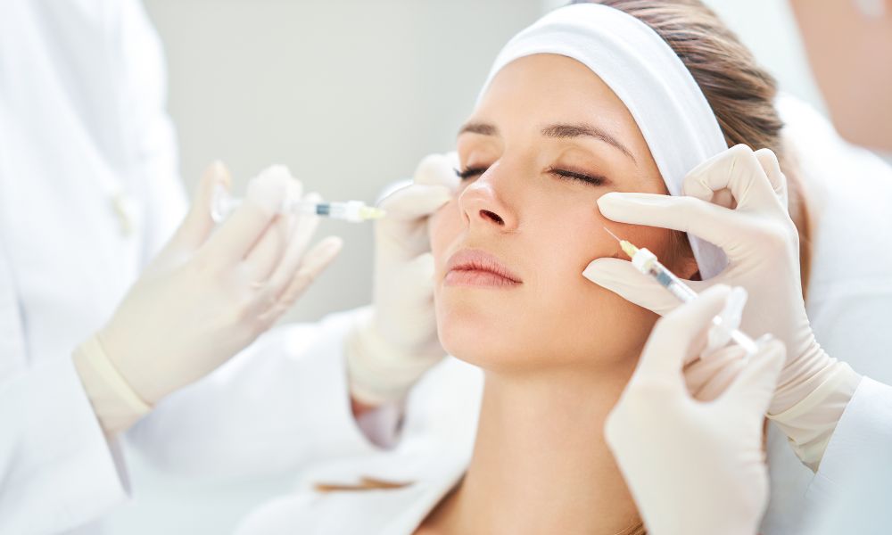 Qué es la Cosmetología y por Qué es Importante en Panamá