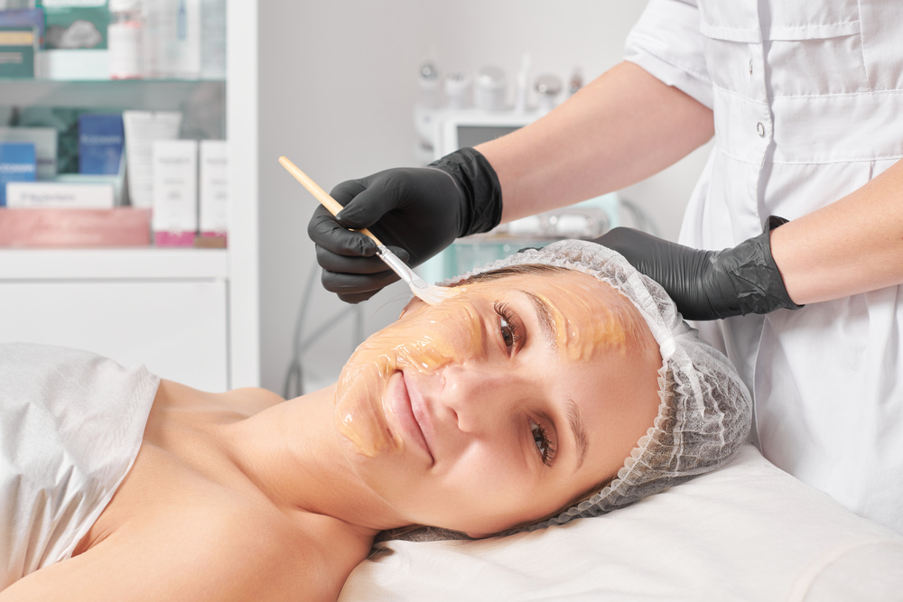 Descubre los Beneficios del Peeling Mecánico para tu Piel